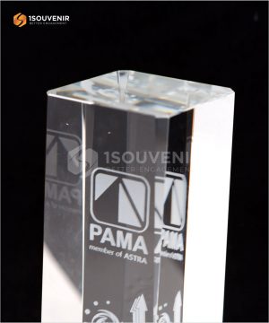 Plakat Kristal PAMA Innovation Convention
