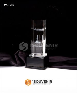 Plakat Kristal Kilang Pertamina International