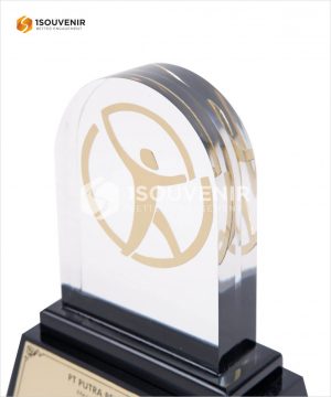 Plakat Akrilik Putra Perkasa Abadi