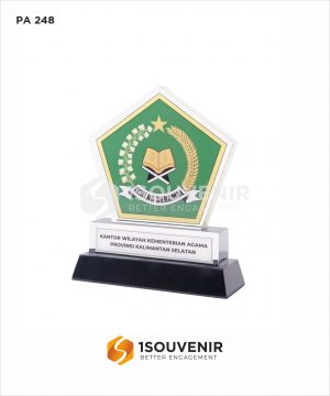 Plakat Akrilik Kementerian Agama Kalimantan S...