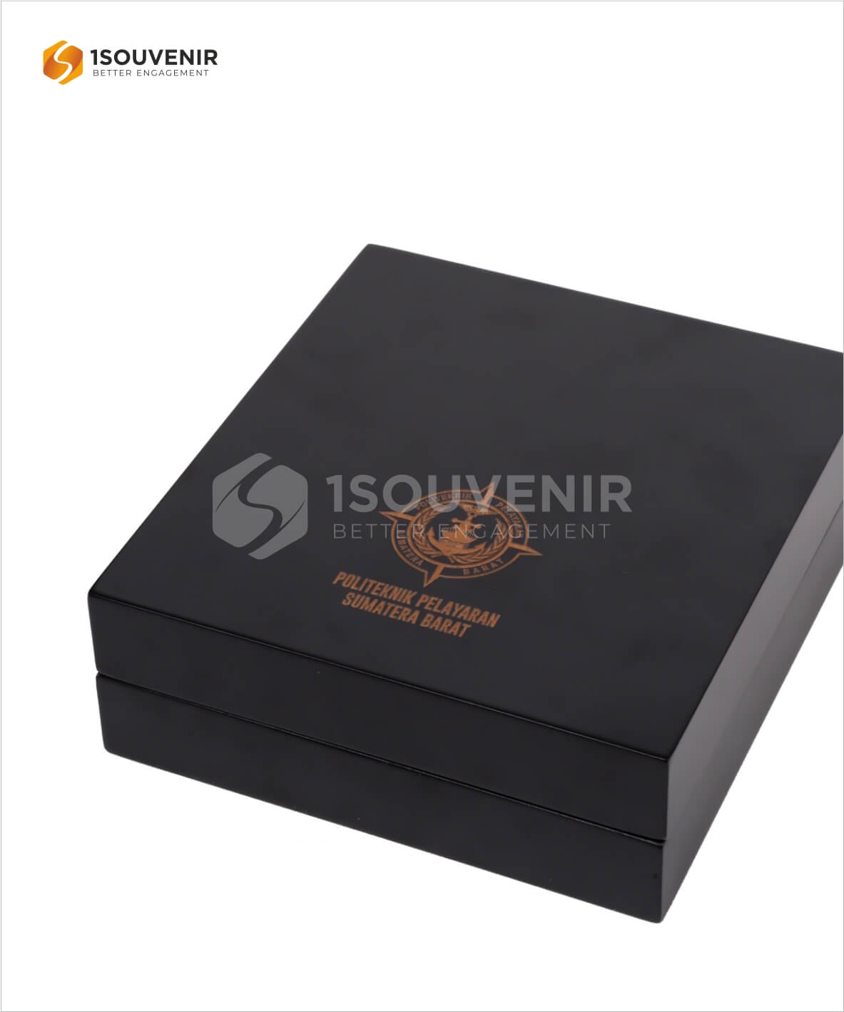 Plakat Kayu Politeknik Pelayaran Sumbar - Gambar 3